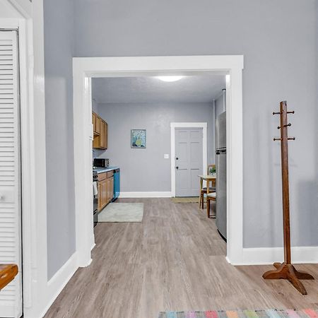 Historic Cozy Haven In Little Italy Apartment Кливланд Екстериор снимка